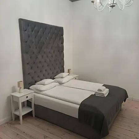 Apartment Franek Place To